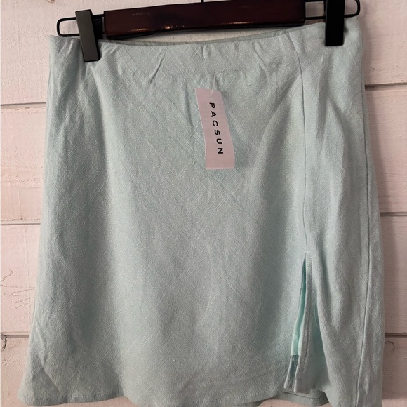 LA Hearts NWT Linen Slit Mini
Skirt | PacSun Mint Green in size XS - Picture 6 of 8